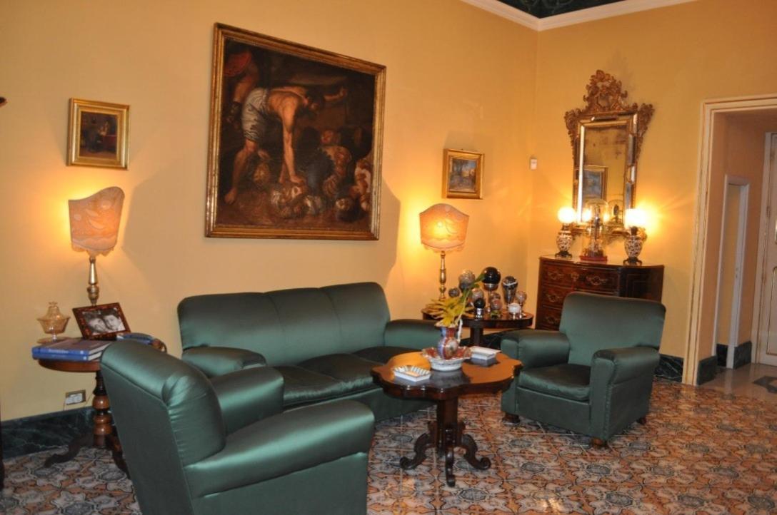 Donna Guia Suite Палермо Екстериор снимка