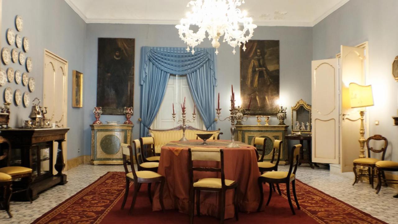 Donna Guia Suite Палермо Екстериор снимка