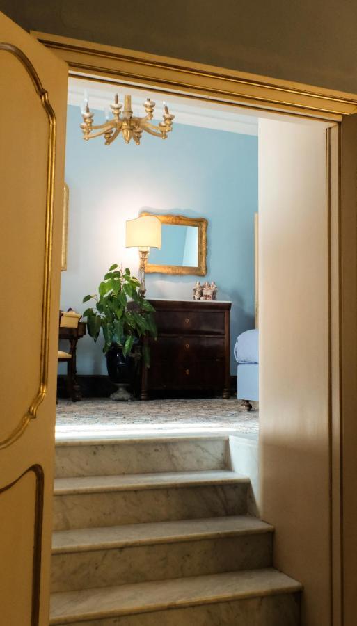 Donna Guia Suite Палермо Екстериор снимка