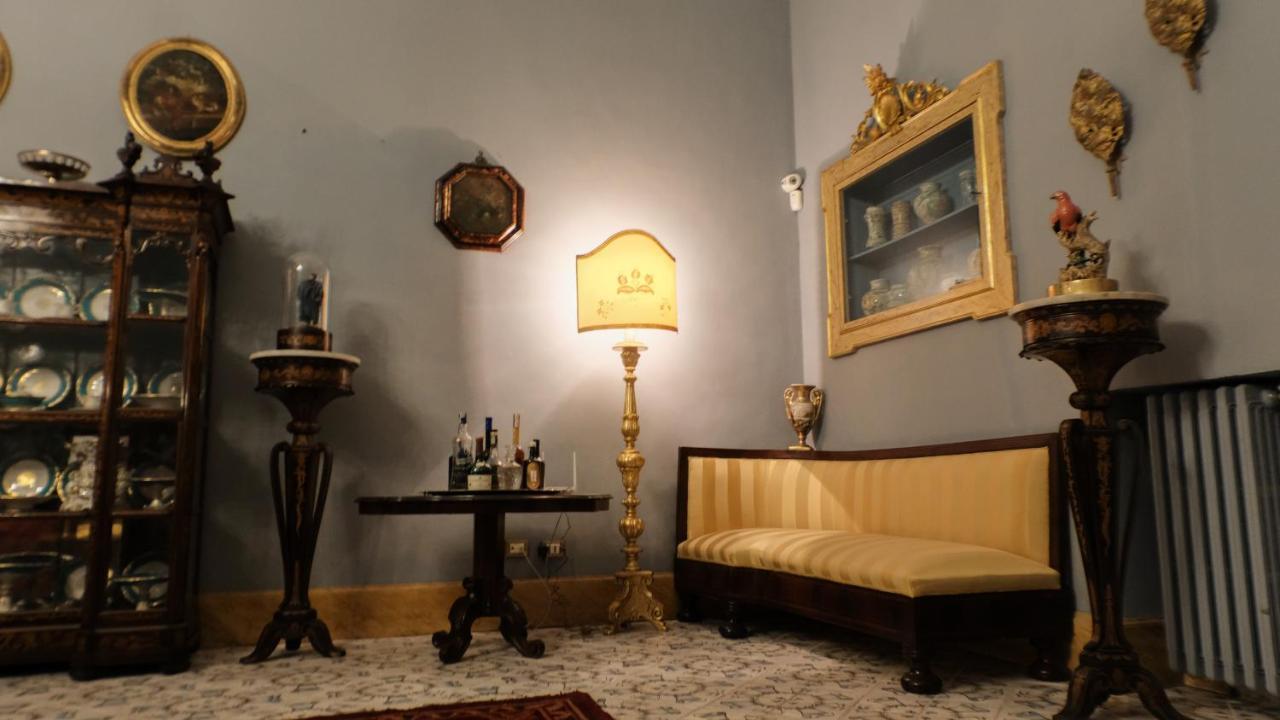 Donna Guia Suite Палермо Екстериор снимка