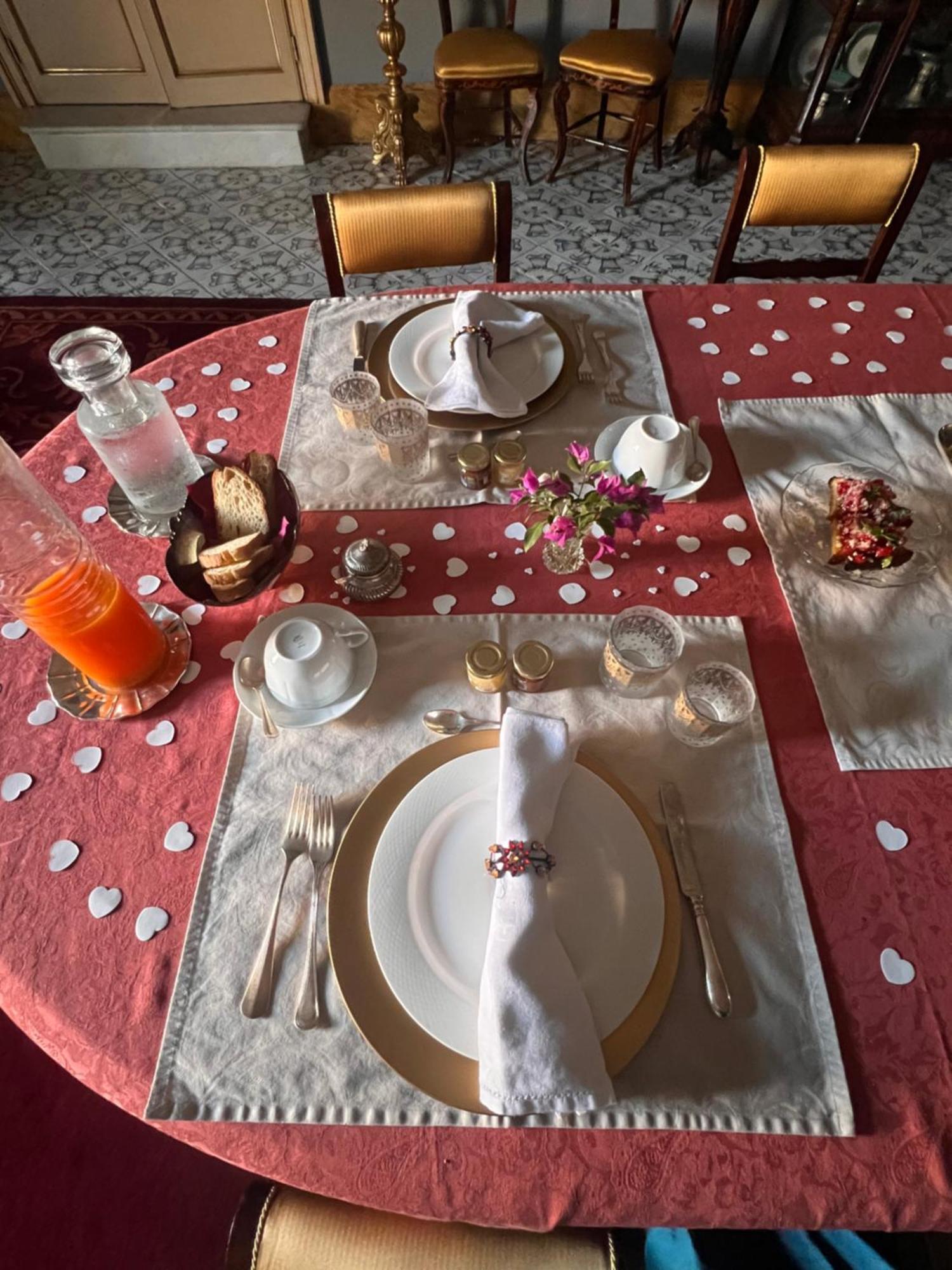 Donna Guia Suite Палермо Екстериор снимка